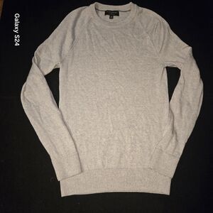 Banana Republic 100%merino wool Light Gray Crewneck Sweater xs